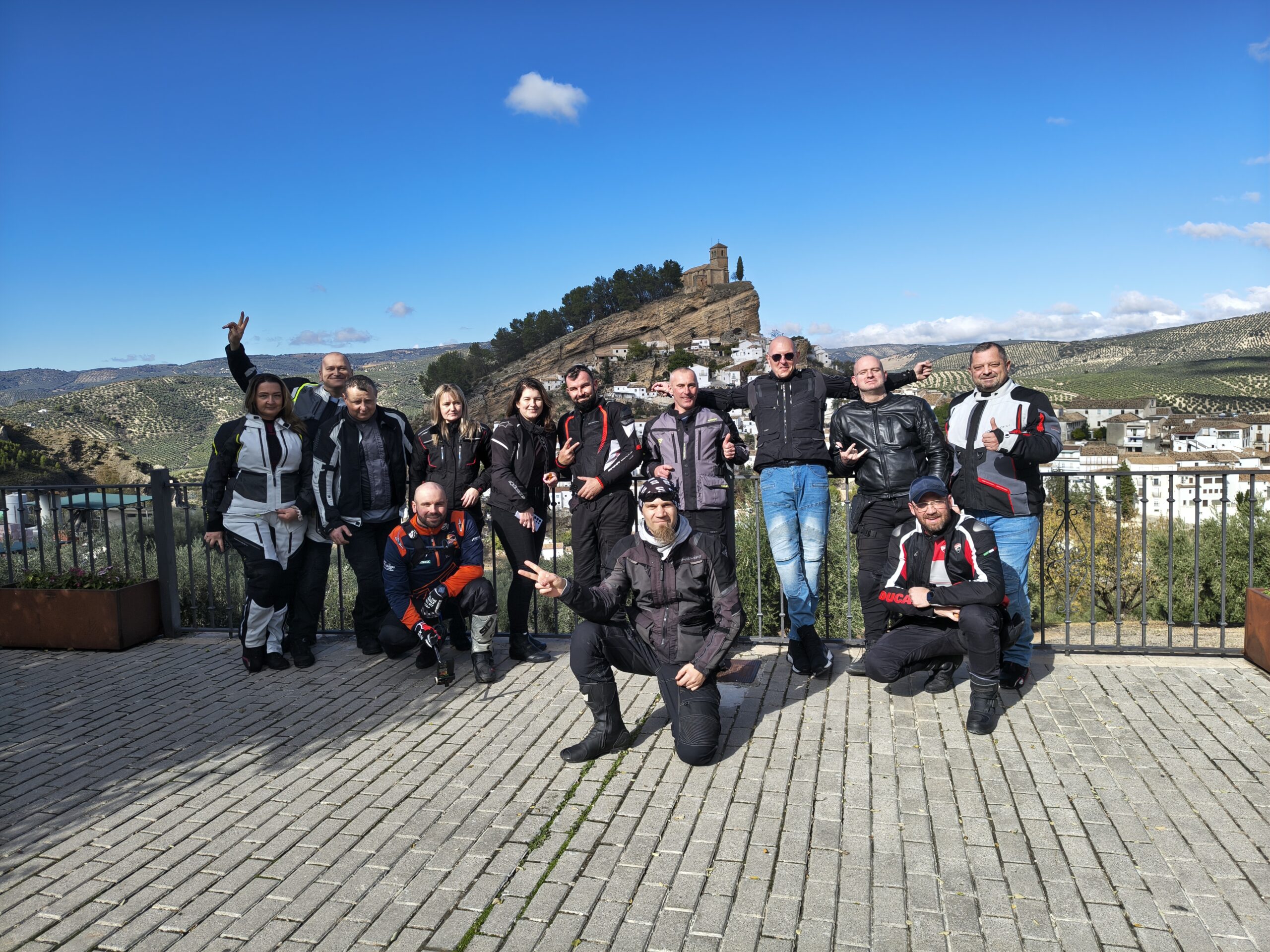 Read more about the article Wycieczka motocyklowa Andaluzja 2026 – Fly & Ride, baza w Maladze, najlepsze trasy Hiszpanii